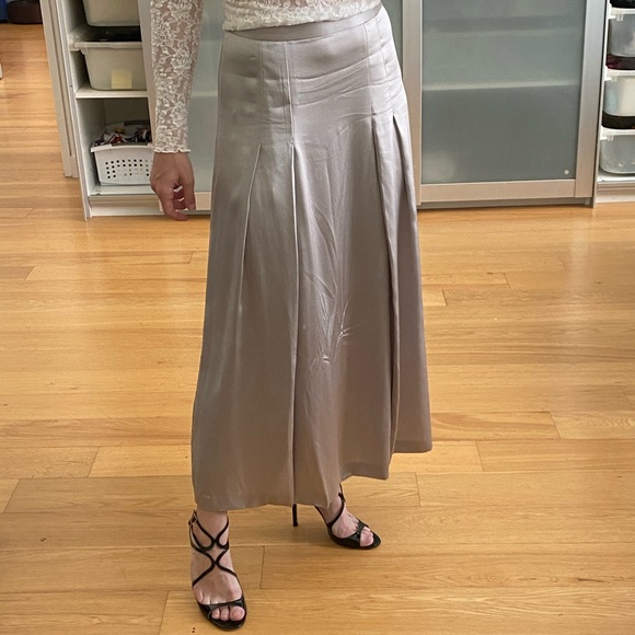 2 Small silver maxi skirt slits flowy metallic - Picture 7 of 8
